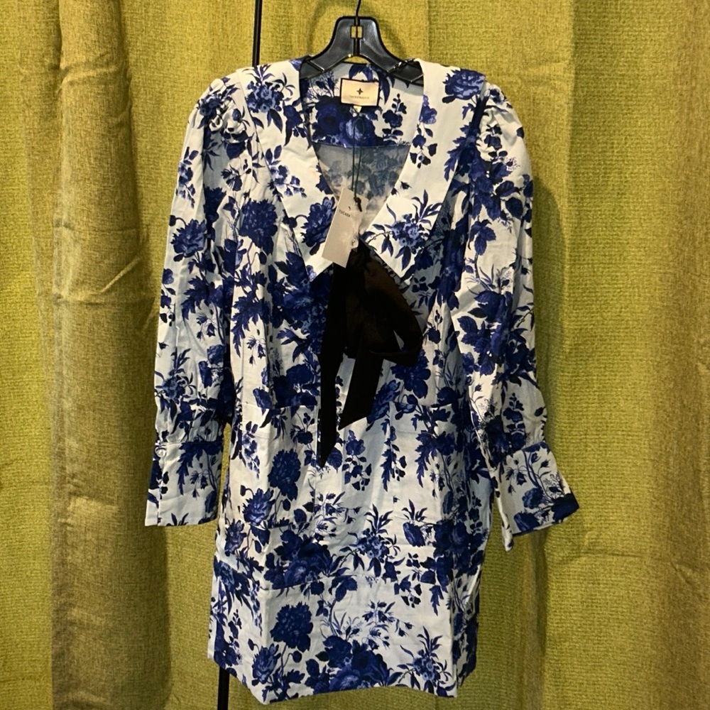 Sapphire Bloom Bella Dress
TUCKERNUCK - Picture 7 of 10